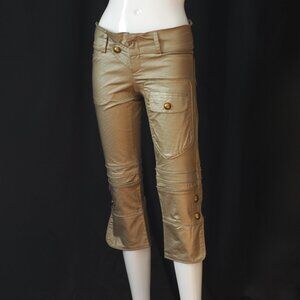 EXEX Edgy Cotton Capris With Pocket on Thigh & Button Accents - Italy